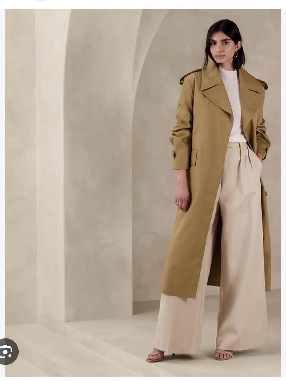 Banana Republic Timeless Trench Coat in New British Khaki - size S